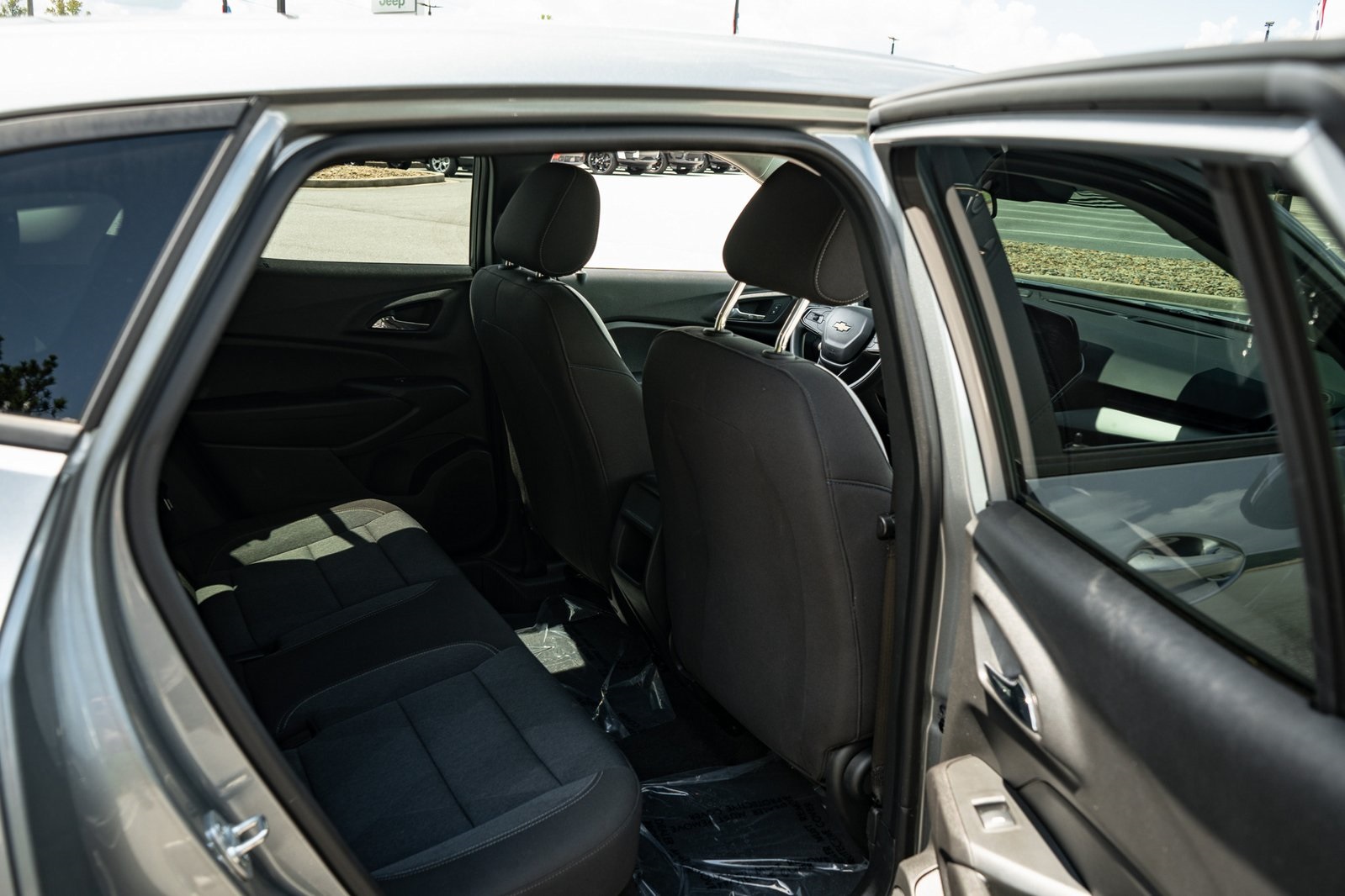 2024 Chevrolet Trax LS photo 16