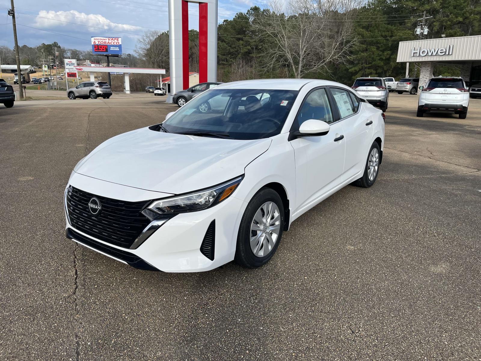 2025 Nissan Sentra S's photo