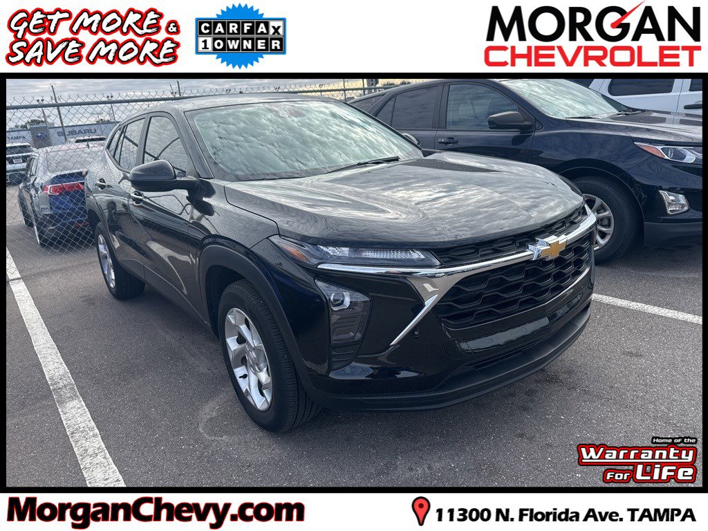 2024 Chevrolet Trax LS's photo