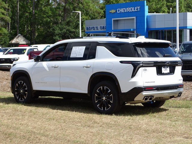 2024 Chevrolet Traverse Premier photo 4