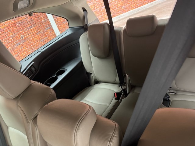 2023 Honda Odyssey Touring photo 22
