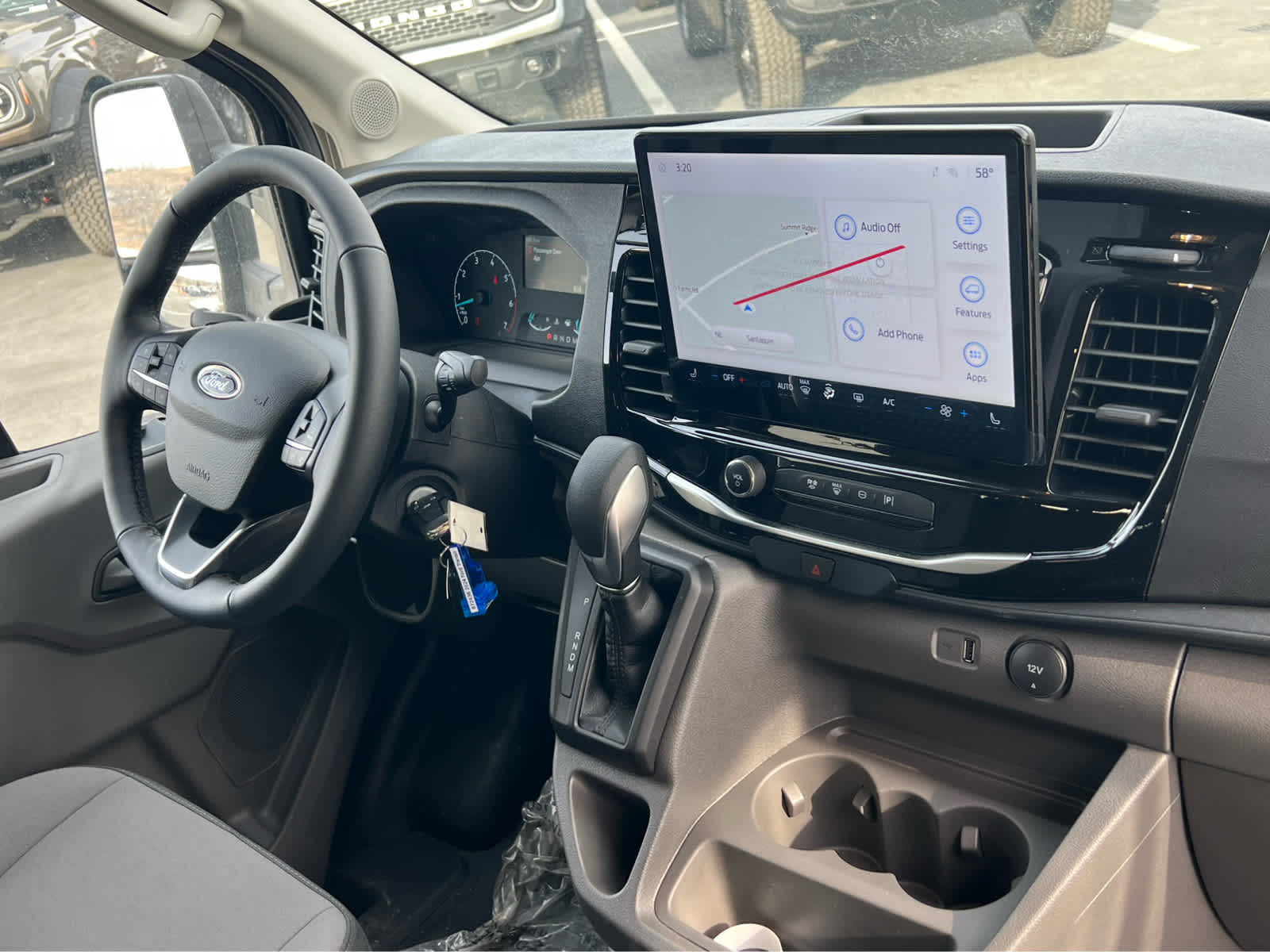 2024 Ford Transit Passenger Van XLT - Photo 20