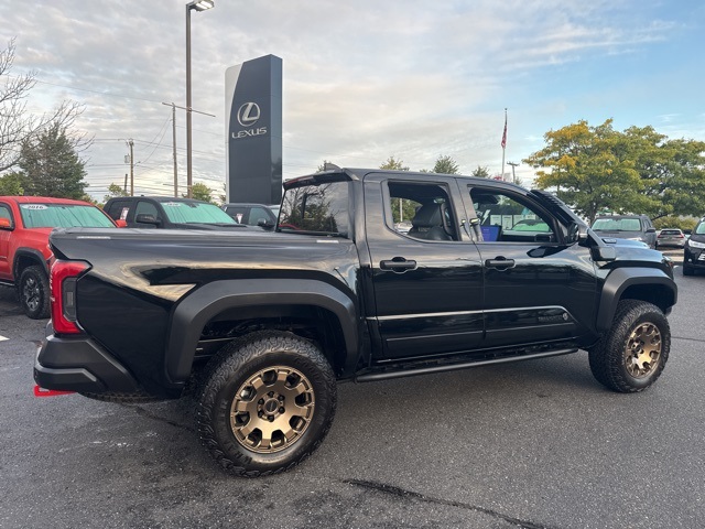 2025 Toyota Tacoma Trailhunter photo 3