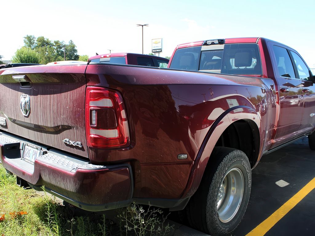 2021 Ram 3500 Longhorn photo 3