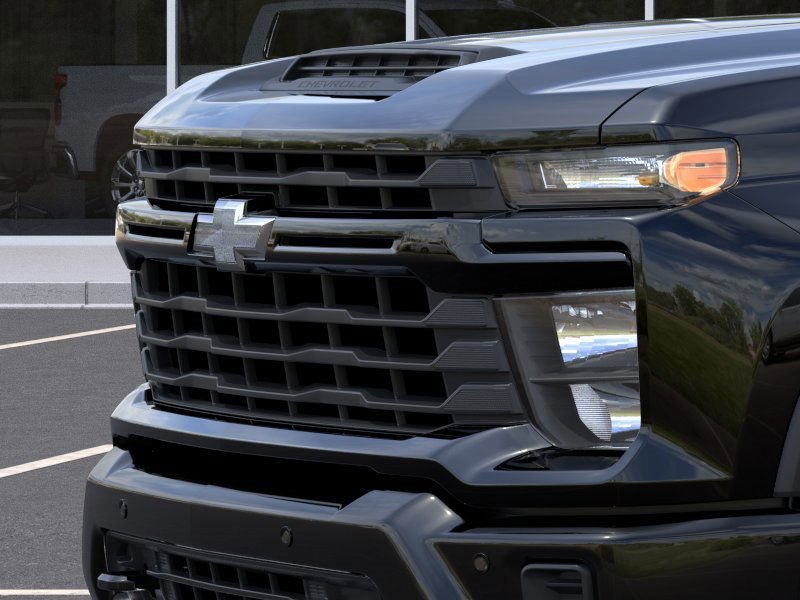 2026 Chevrolet Silverado 2500HD Custom photo 13
