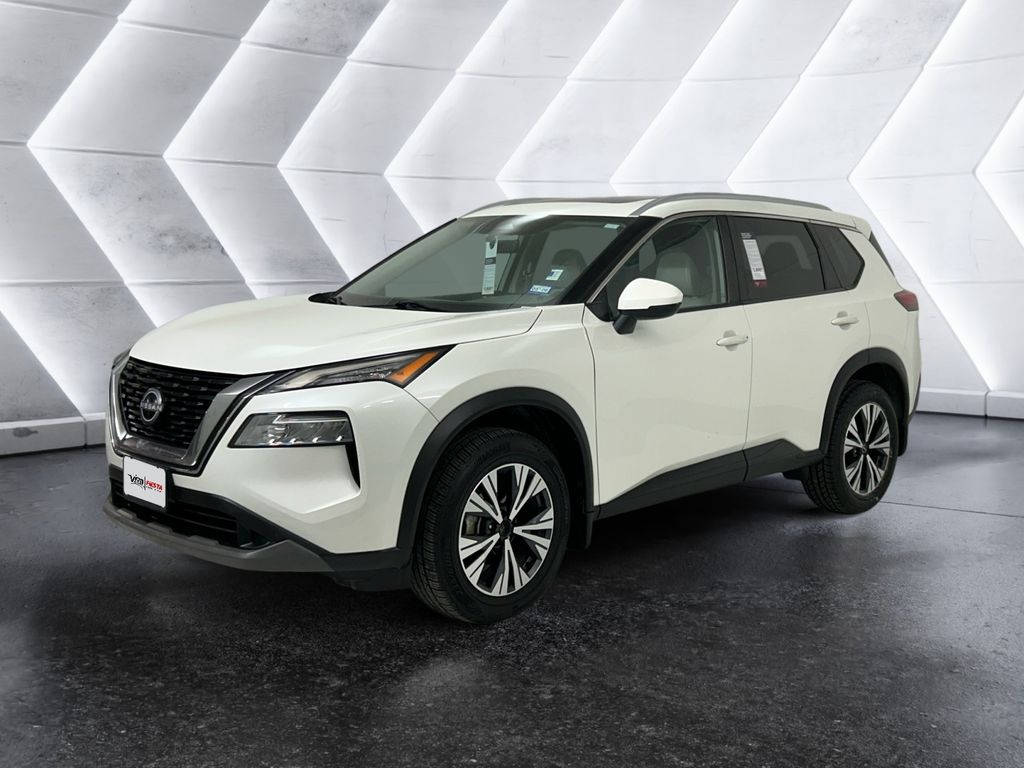 2022 Nissan Rogue SV photo 3
