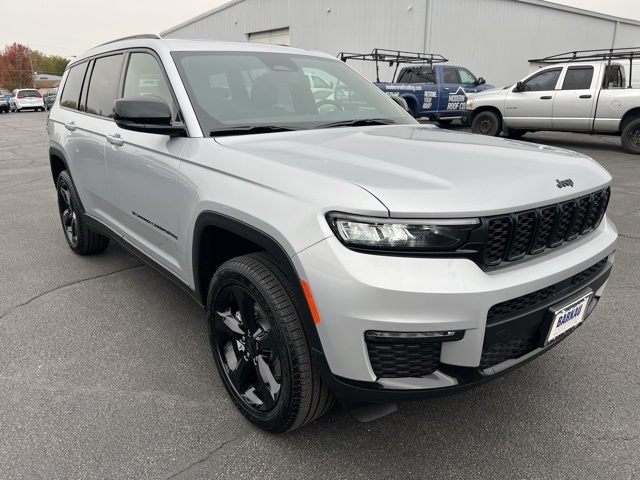 2025 Jeep Grand Cherokee L Limited's photo