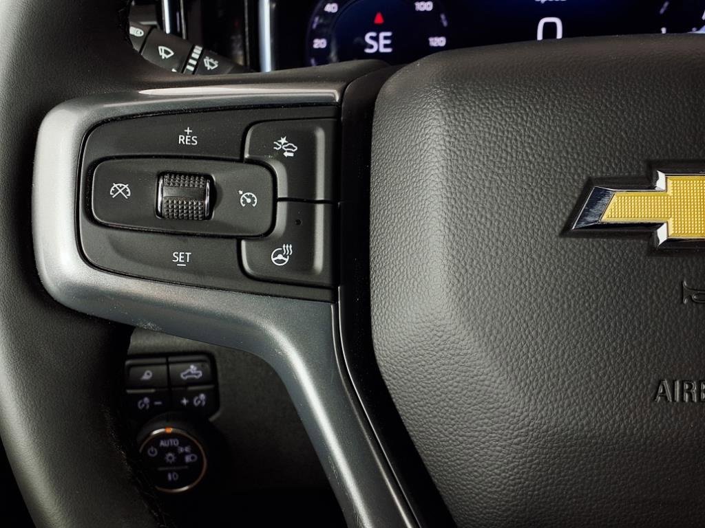 2025 Chevrolet Silverado 2500HD LT photo 9