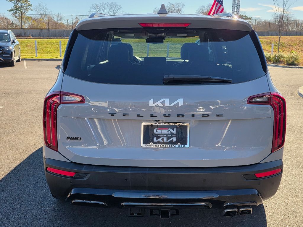 2022 Kia Telluride EX photo 4