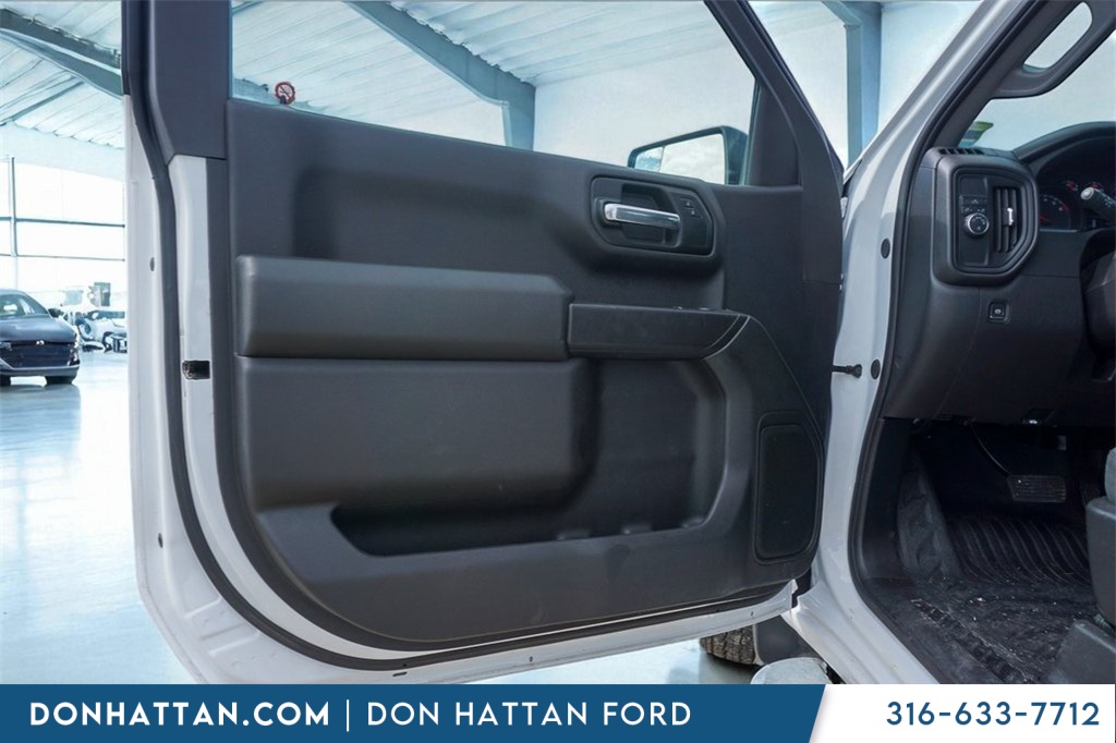 2024 Chevrolet Silverado 1500 photo 12
