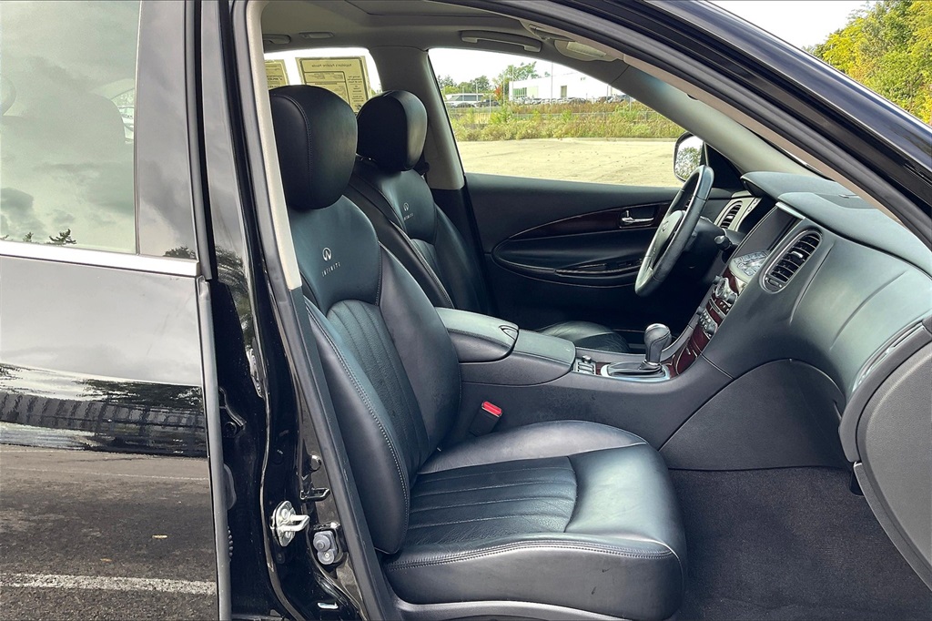 2014 Infiniti QX50 Journey photo 4