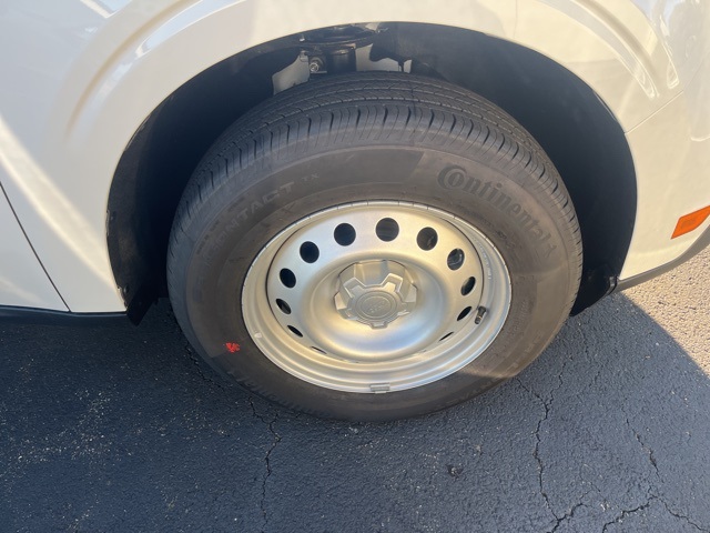 2025 Ford Maverick XL photo 3