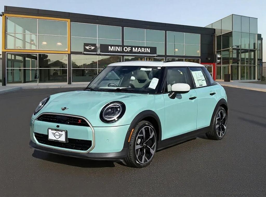 2026 MINI Hardtop 4 Door S's photo