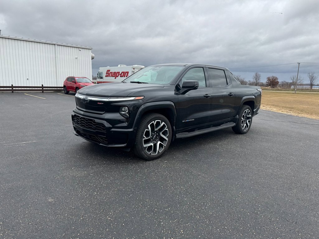2024 Chevrolet Silverado EV RST's photo