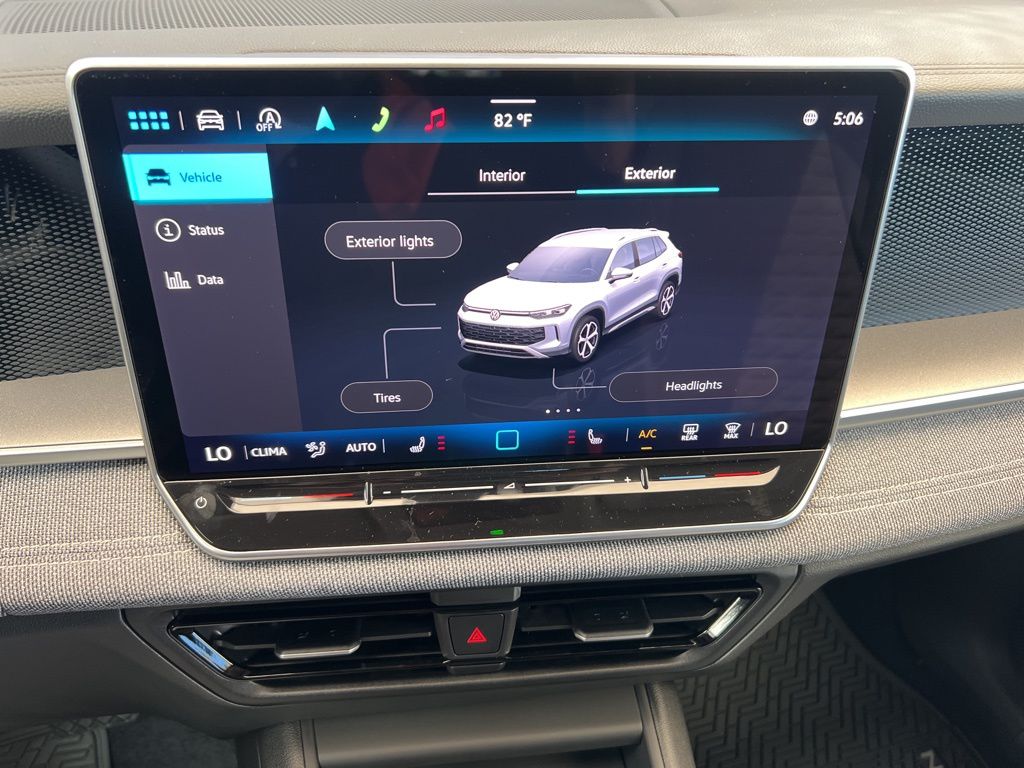 2025 Volkswagen Tiguan S photo 22