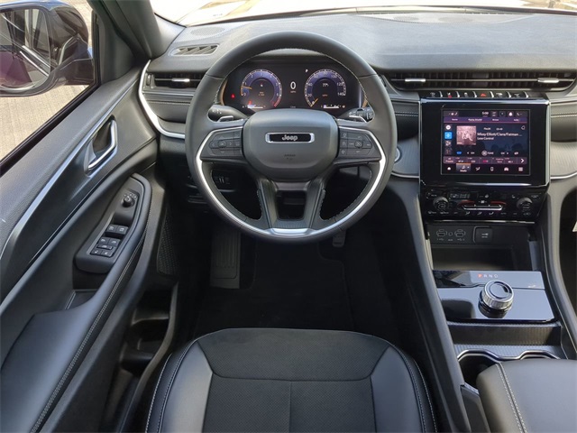 2025 Jeep Grand Cherokee Altitude X photo 16