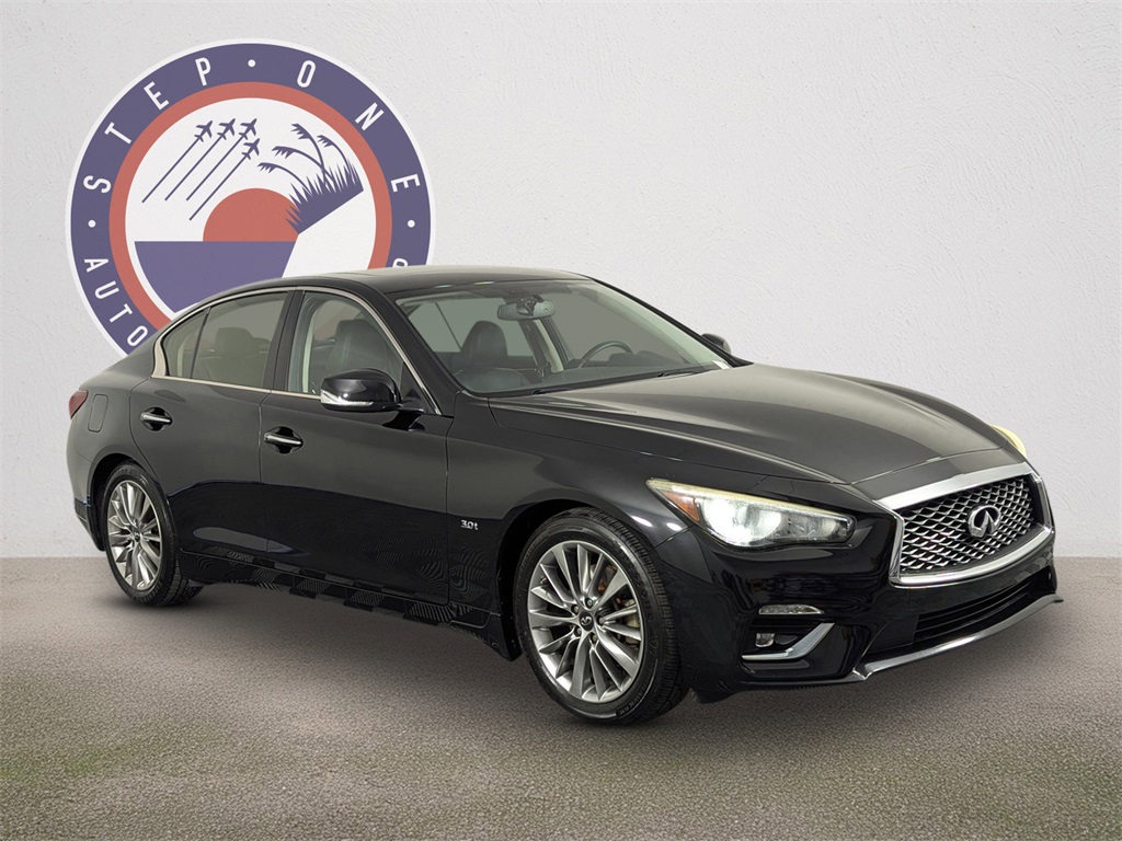 2019 INFINITI Q50 LUXE