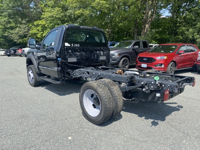 2025 Ford F-550 photo 5