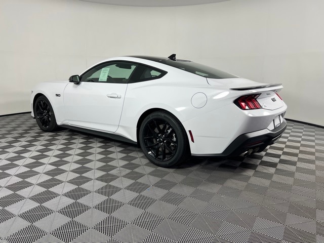 2025 Ford Mustang GT Premium photo 6