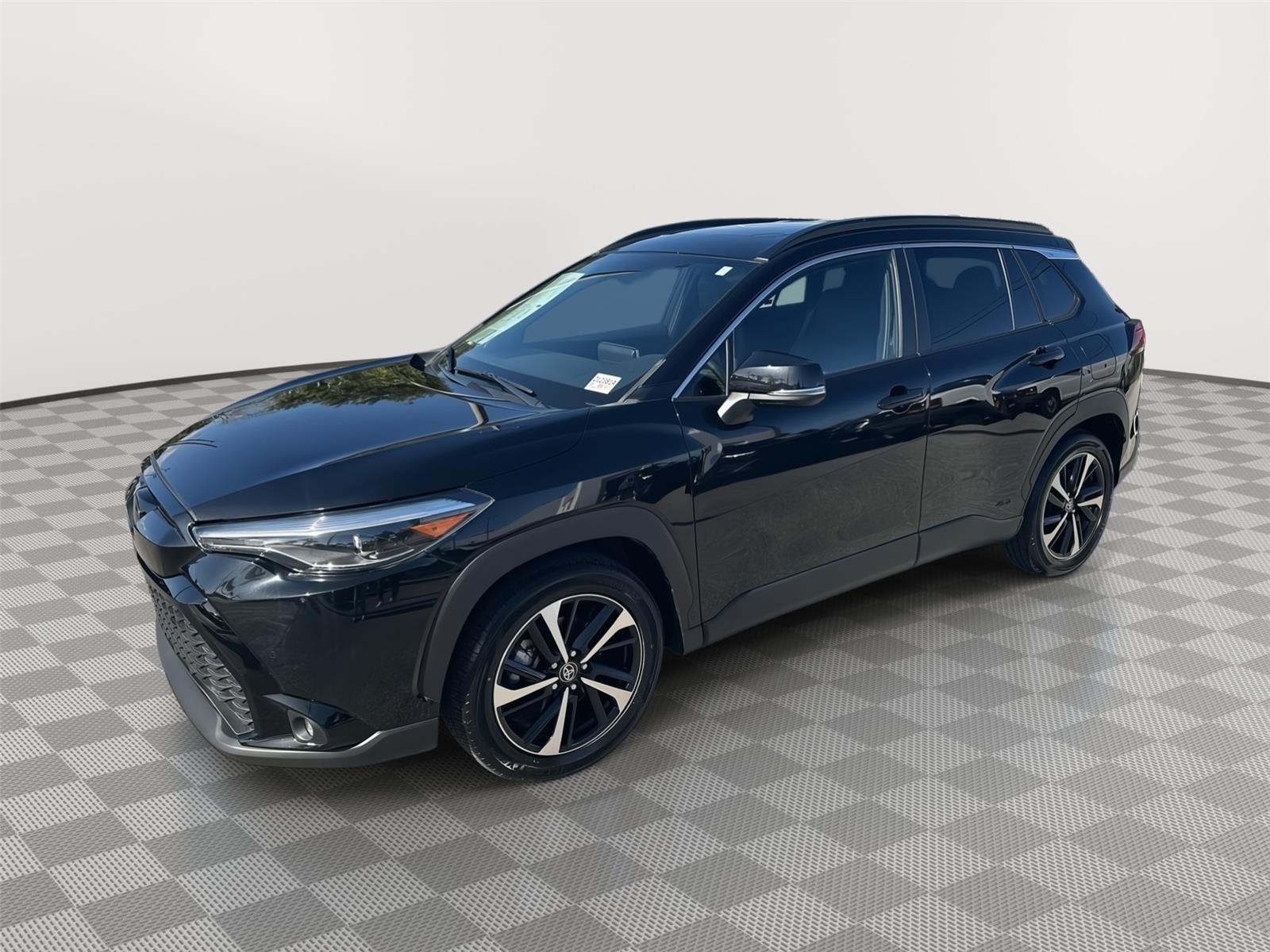 2023 Toyota Corolla Cross XSE's photo