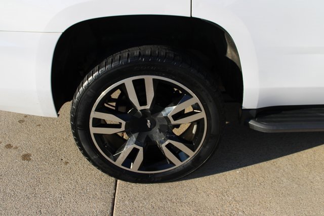 2019 Chevrolet Tahoe LT photo 10
