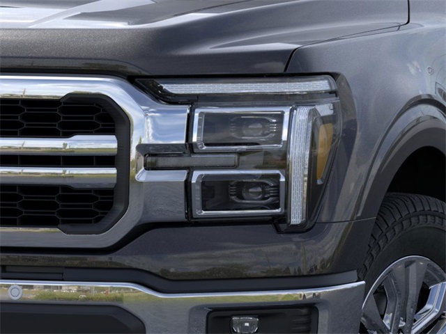 2025 Ford F-150 Lariat photo 16