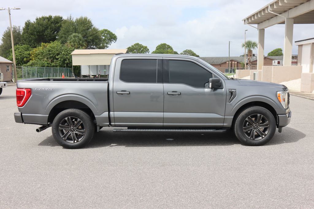 2022 Ford F-150 XLT photo 8