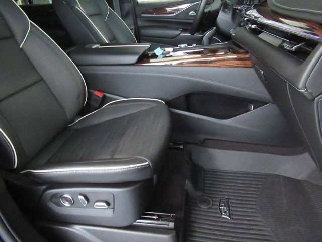 2023 Cadillac Escalade ESV Premium Luxury photo 7