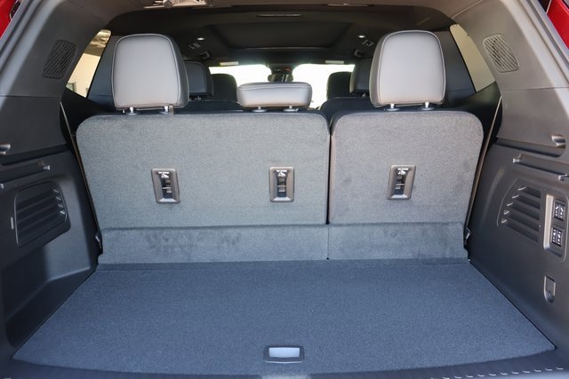 2025 Buick Enclave Sport Touring photo 18