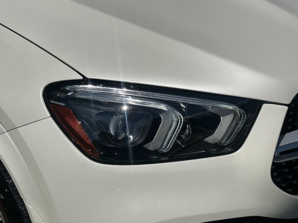 2022 Mercedes Benz GLE 350 4MATIC photo 4