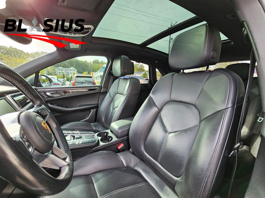 2016 Porsche Macan S photo 6