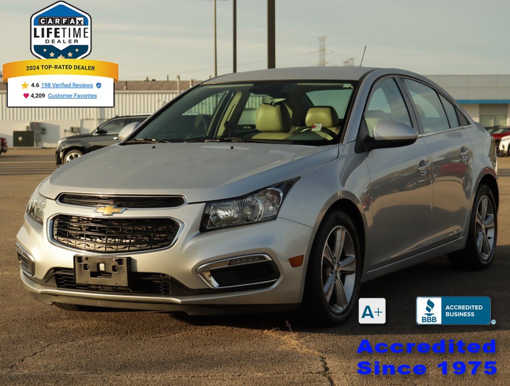 2015 Chevrolet Cruze LT photo 3