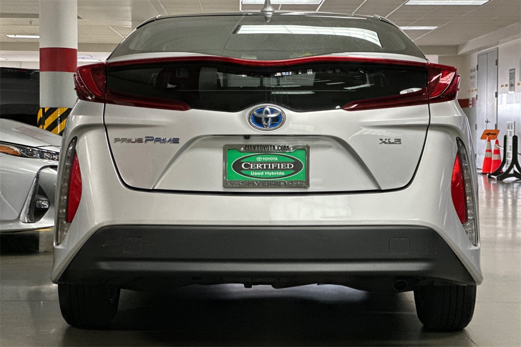 2020 Toyota Prius Prime XLE photo 5