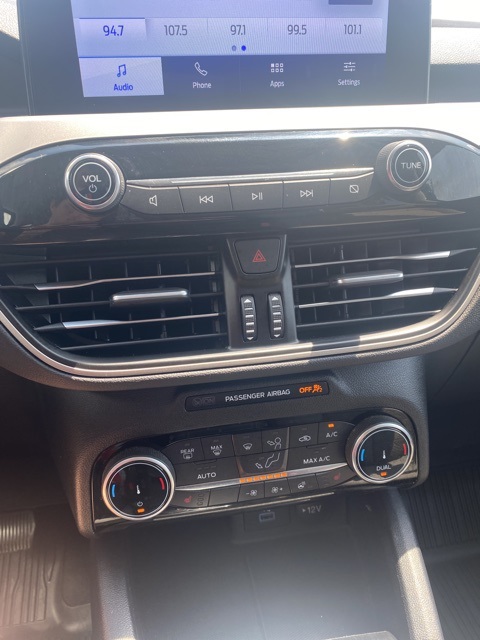 2022 Ford Escape SE photo 23