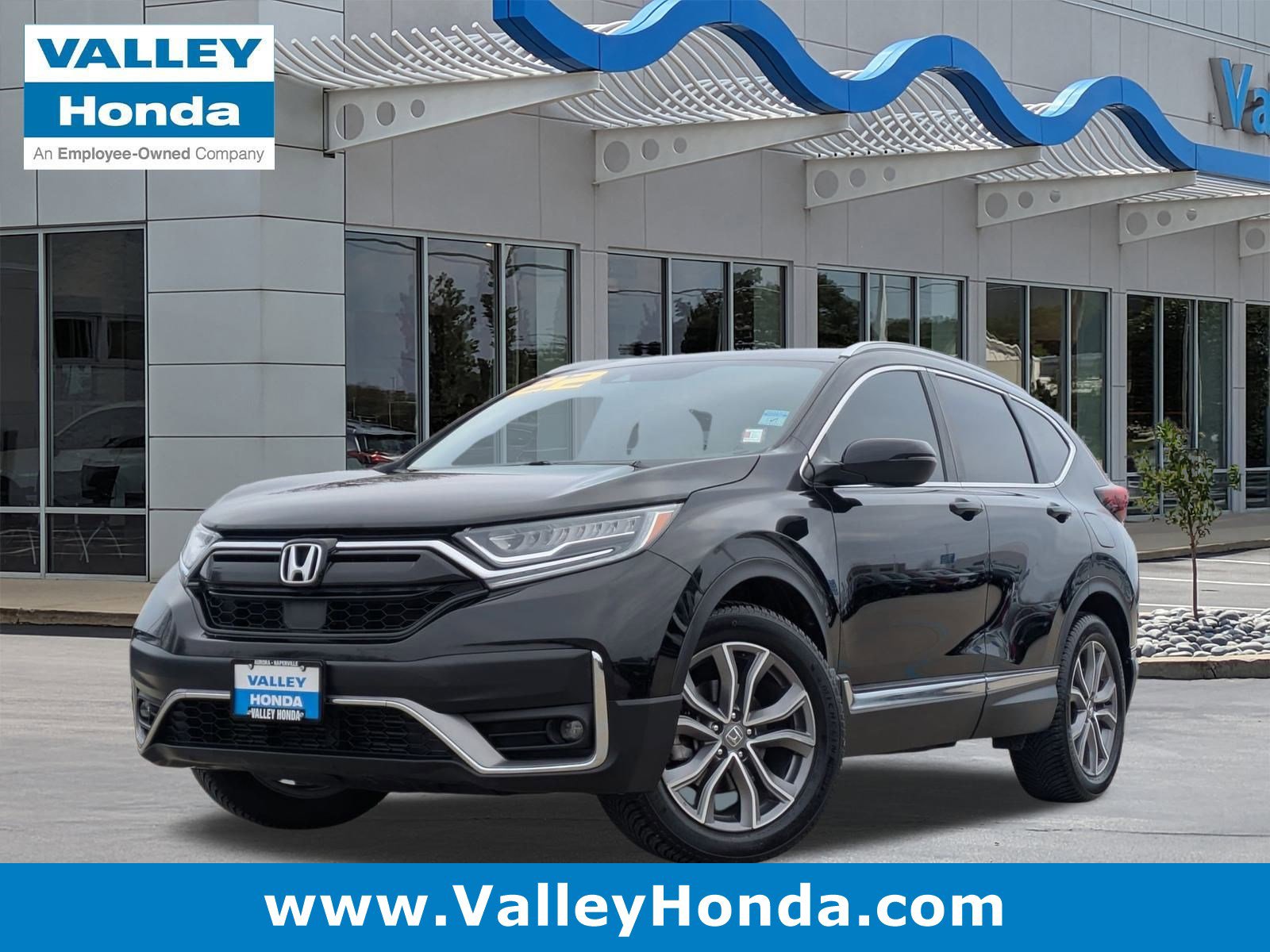 2022 Honda CR-V Touring's photo
