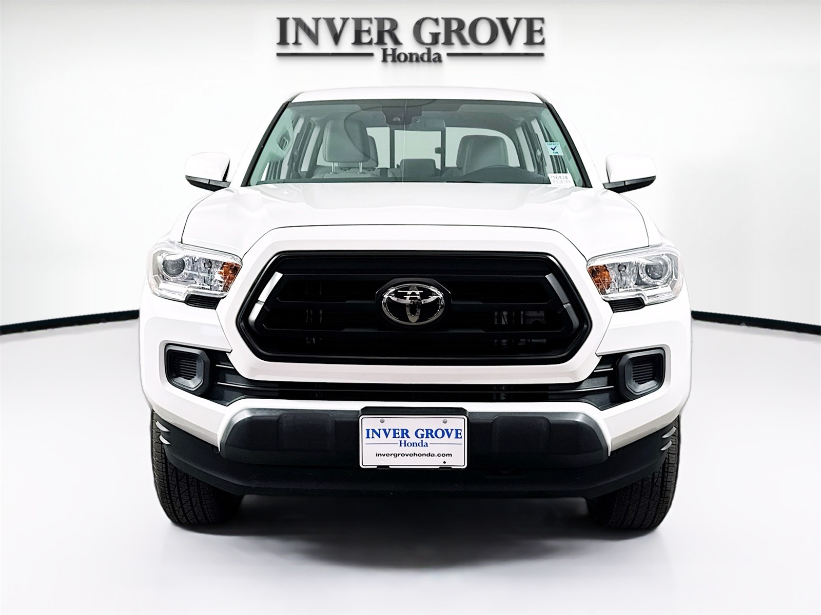 Used 2022 Toyota Tacoma SR with VIN 3TMCZ5AN3NM522460 for sale in Inver Grove Heights, Minnesota