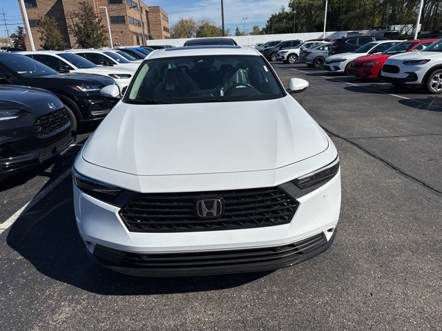 2025 Honda Accord Hybrid EX-L photo 2