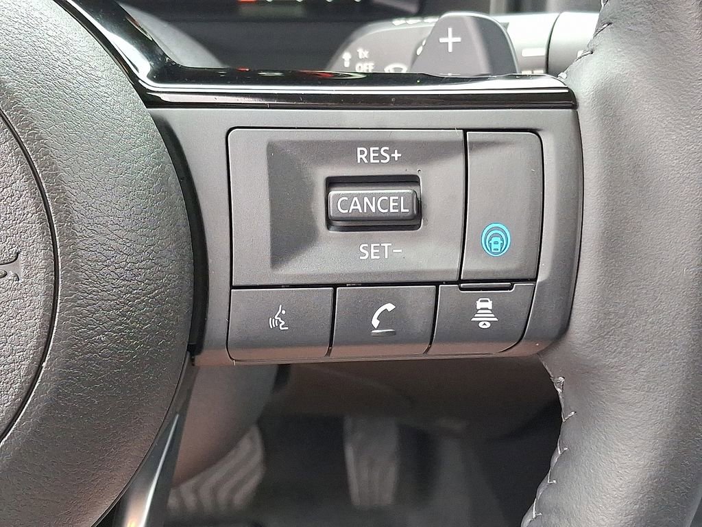2024 Nissan Rogue Platinum photo 23