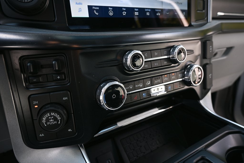 2023 Ford F-150 XLT photo 14