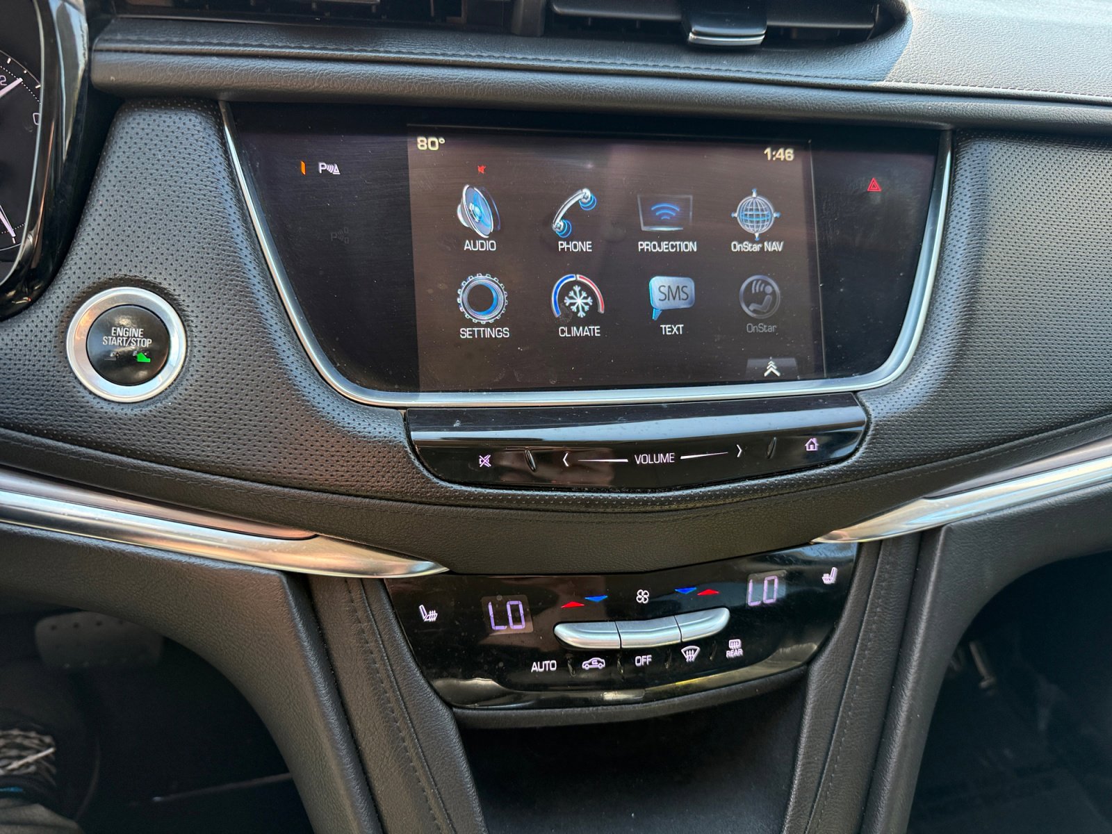 2017 Cadillac XT5 Luxury photo 12