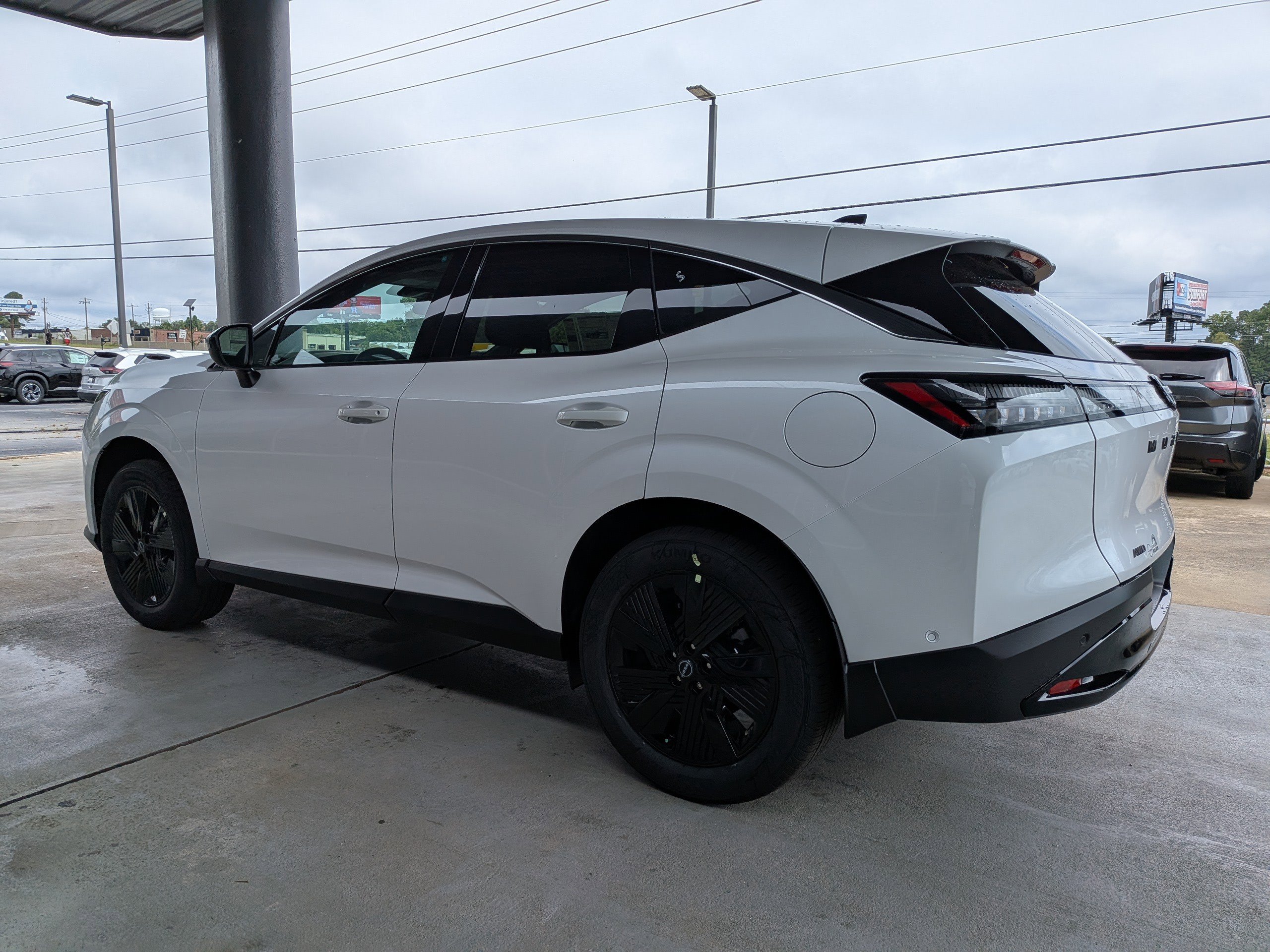 2025 Nissan Murano SV photo 4