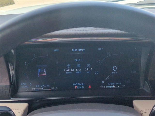 2023 Lincoln Navigator Standard photo 26