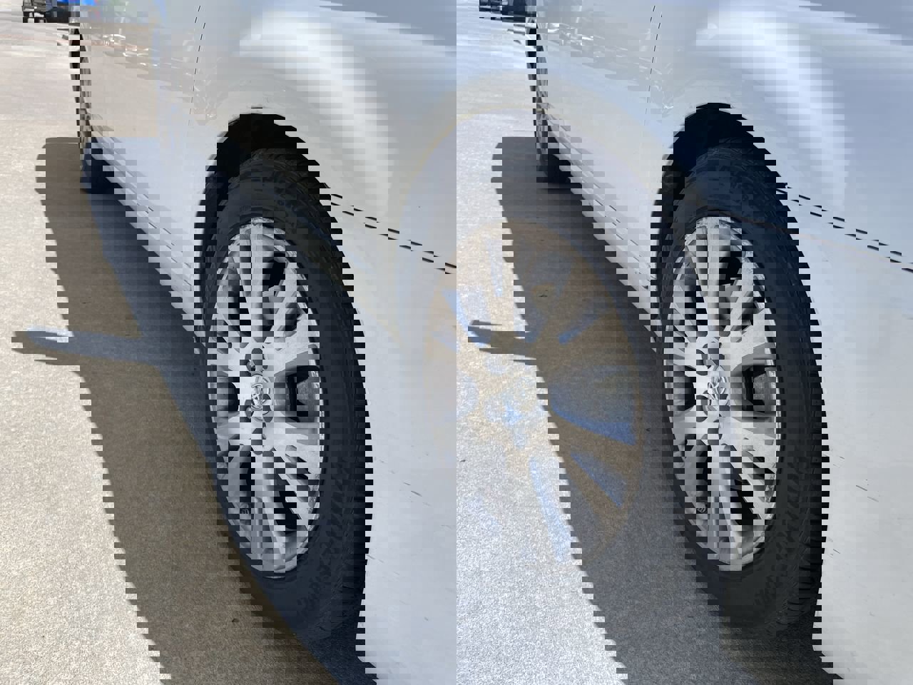 4T1BK36B58U303823