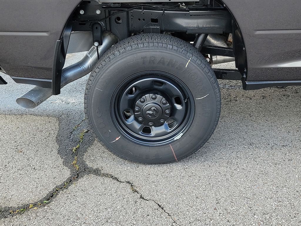2025 Ram 2500 Tradesman photo 7