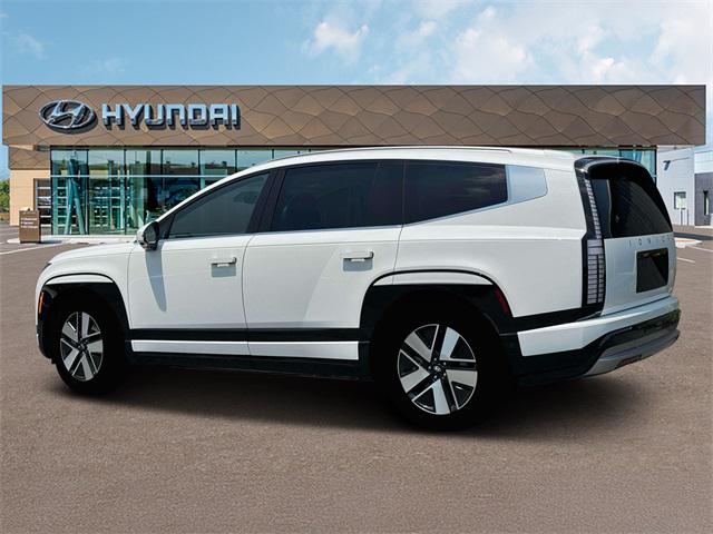 2026 Hyundai Ioniq SEL photo 4