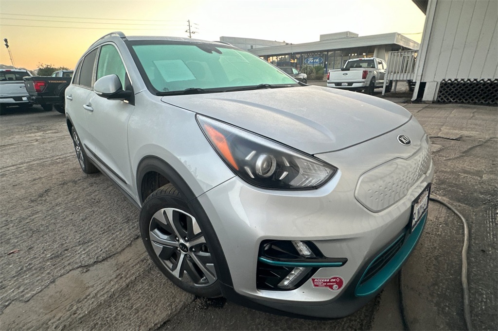 Used 2020 Kia Niro EX Premium with VIN KNDCE3LG6L5079965 for sale in Novato, CA