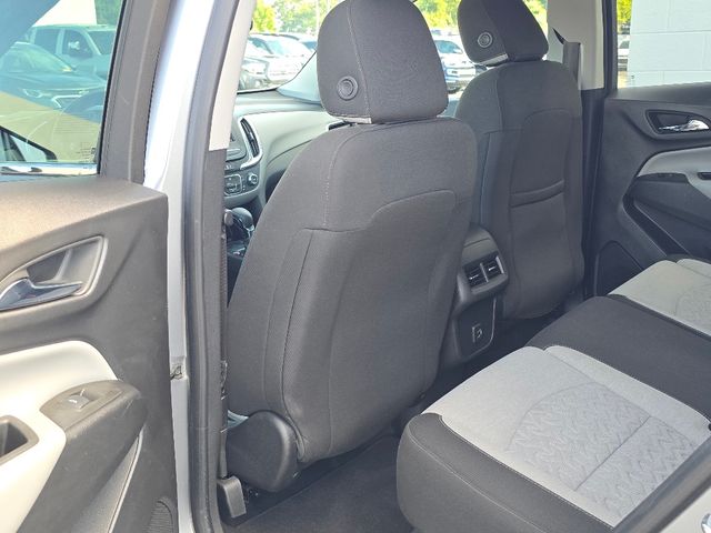 2023 Chevrolet Equinox LT photo 13
