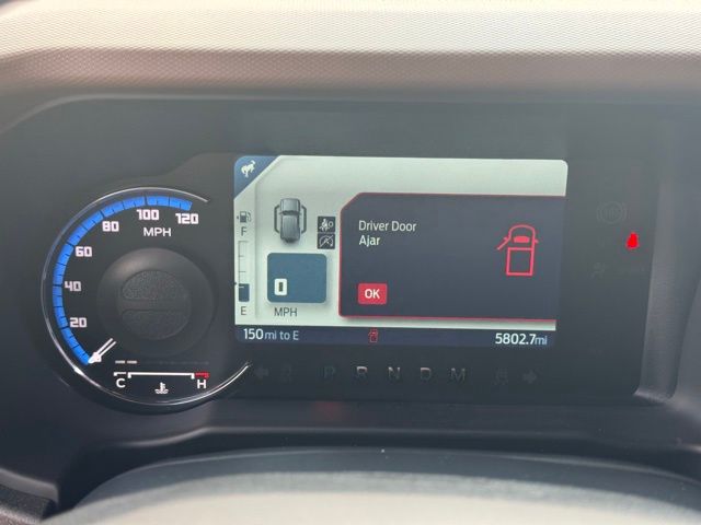 2024 Ford Bronco Outer Banks photo 26