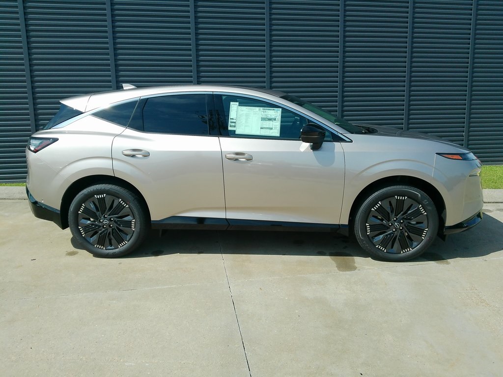 2025 Nissan Murano Platinum photo 2