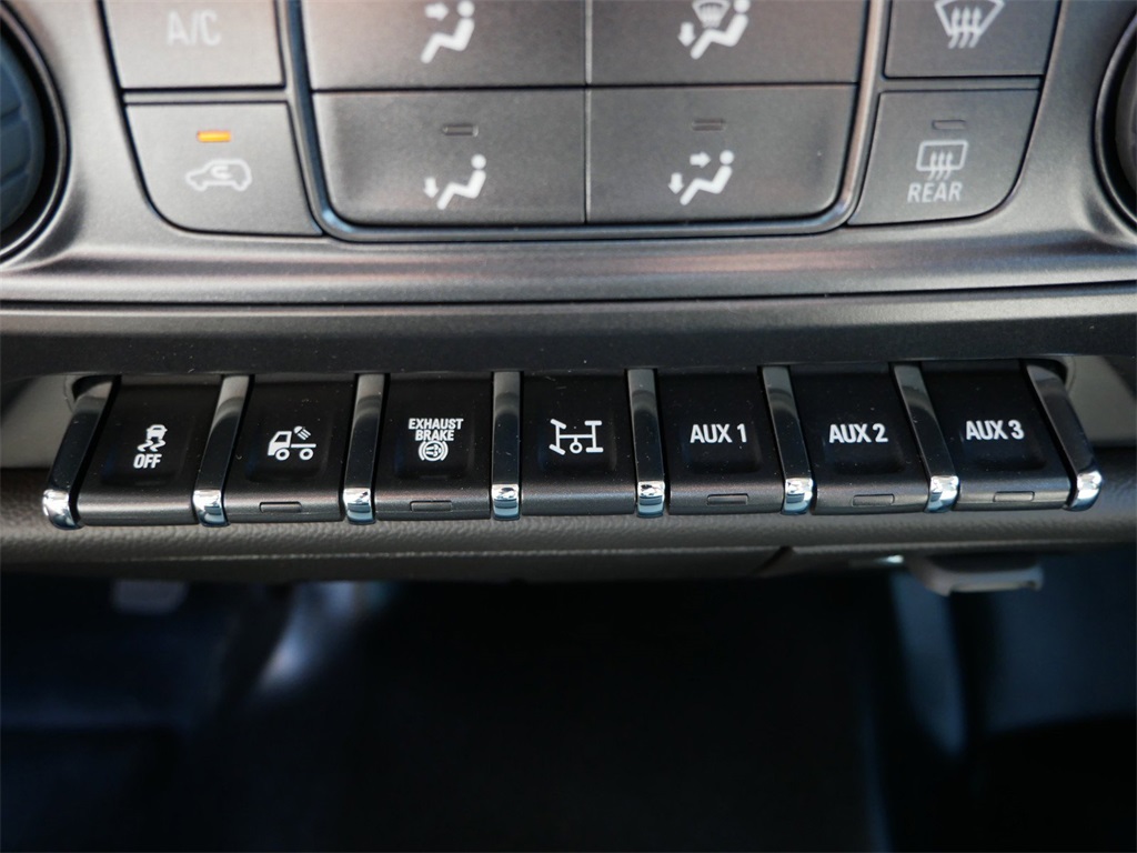 2024 Chevrolet Silverado 6500HD Work Truck photo 2